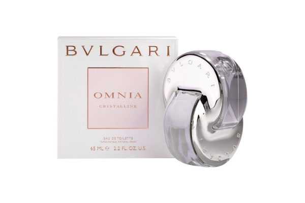 معرفی بهترین مارک عطر زنانه با ماندگاری بالا، عطر بولگاری مدل Omnia Crystalline EDT